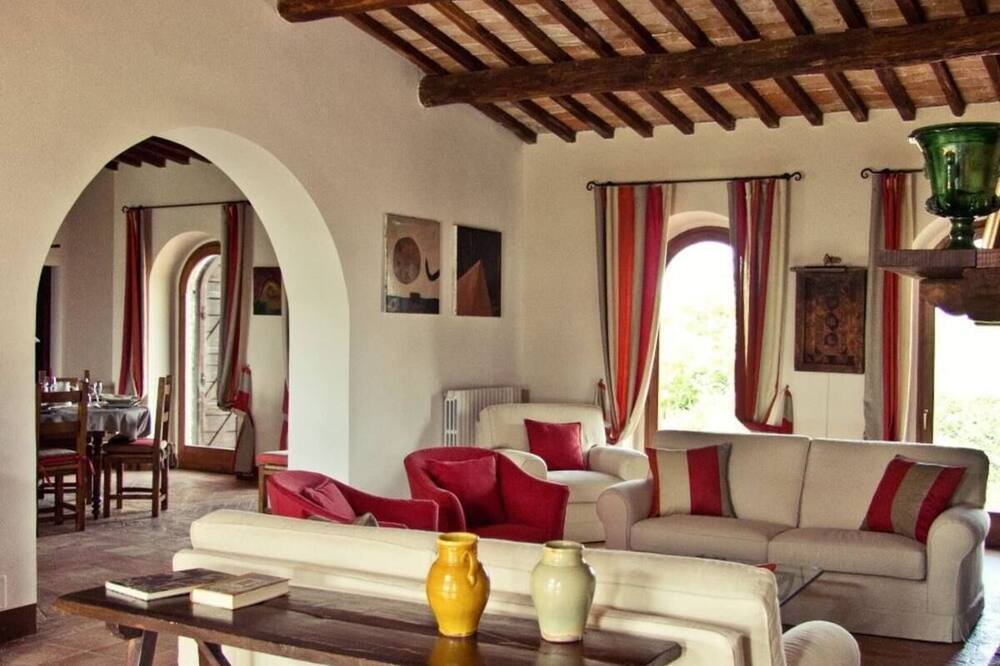 Photo of Livingroom in Corbara