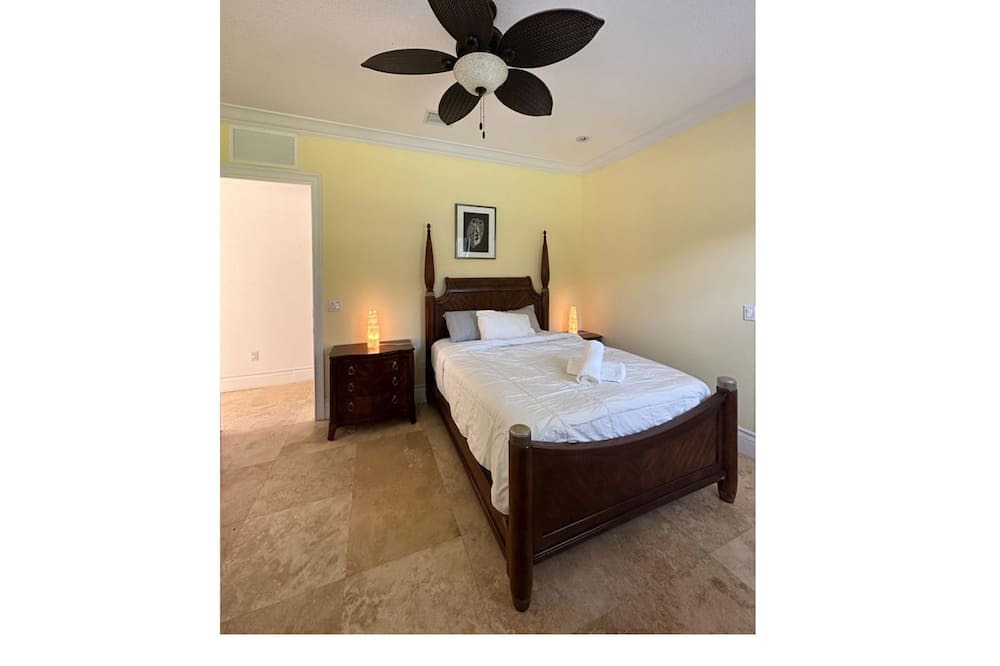 Photo of Bedroom in Homestead