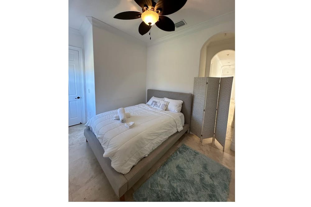 Photo of Bedroom in Homestead