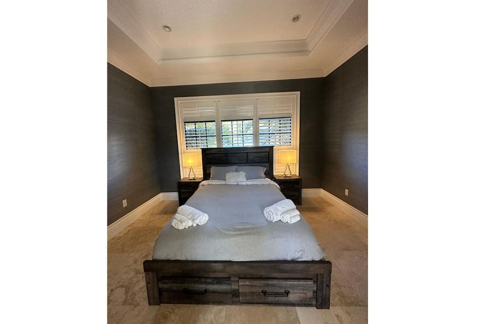 Photo of Bedroom in Homestead