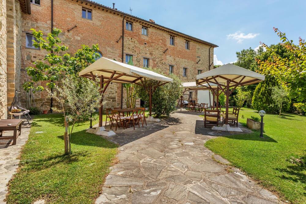 Photo of Outdoor in Santa Reparata