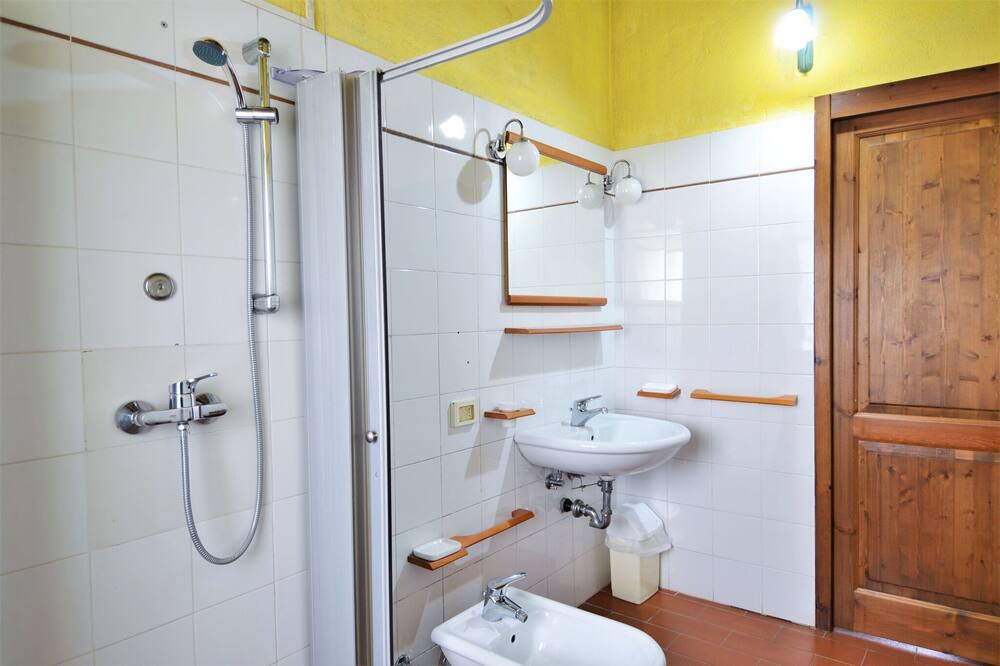 Photo of Bathroom in Santa Reparata