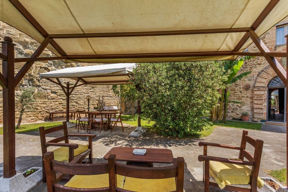 Photo of Outdoor in Santa Reparata