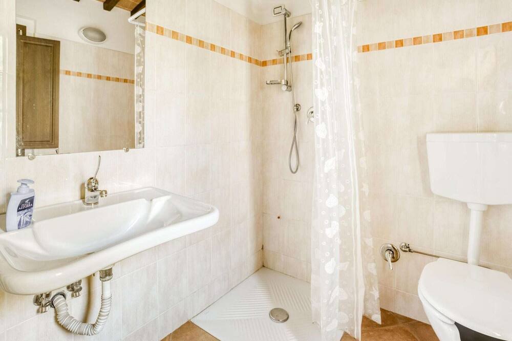 Photo of Bathroom in Citerna