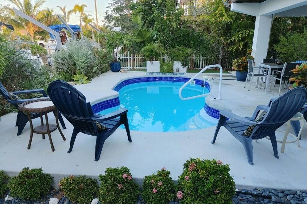 Photo of Outdoor in Summerland Key