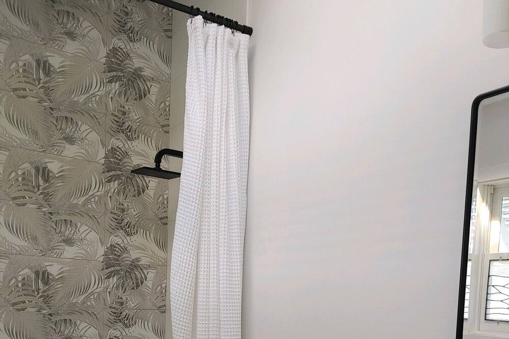 Photo of Bathroom in Summerland Key