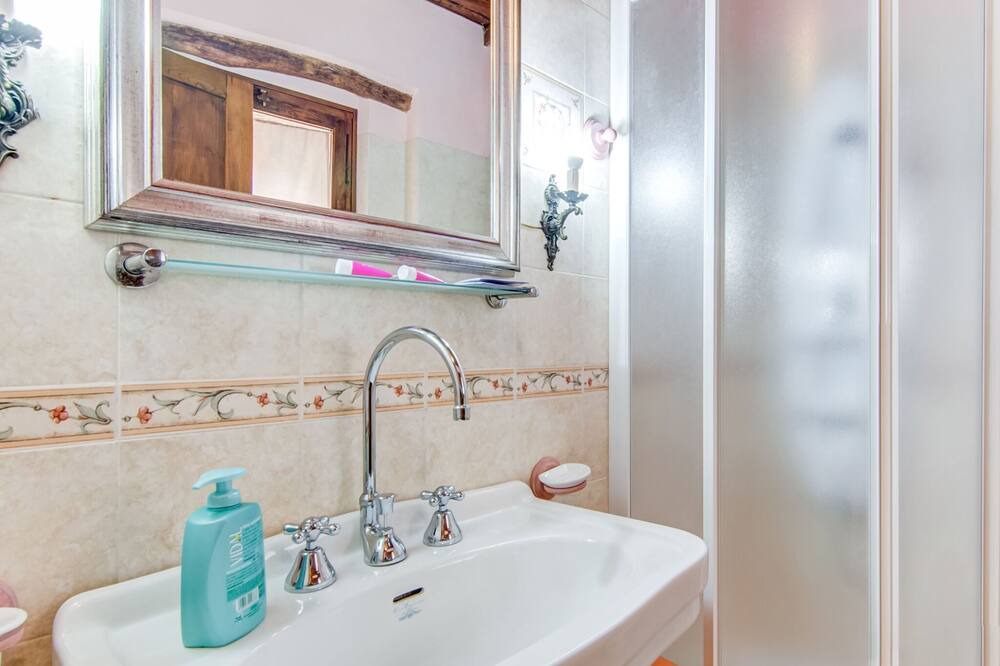 Photo of Bathroom in Massa Martana