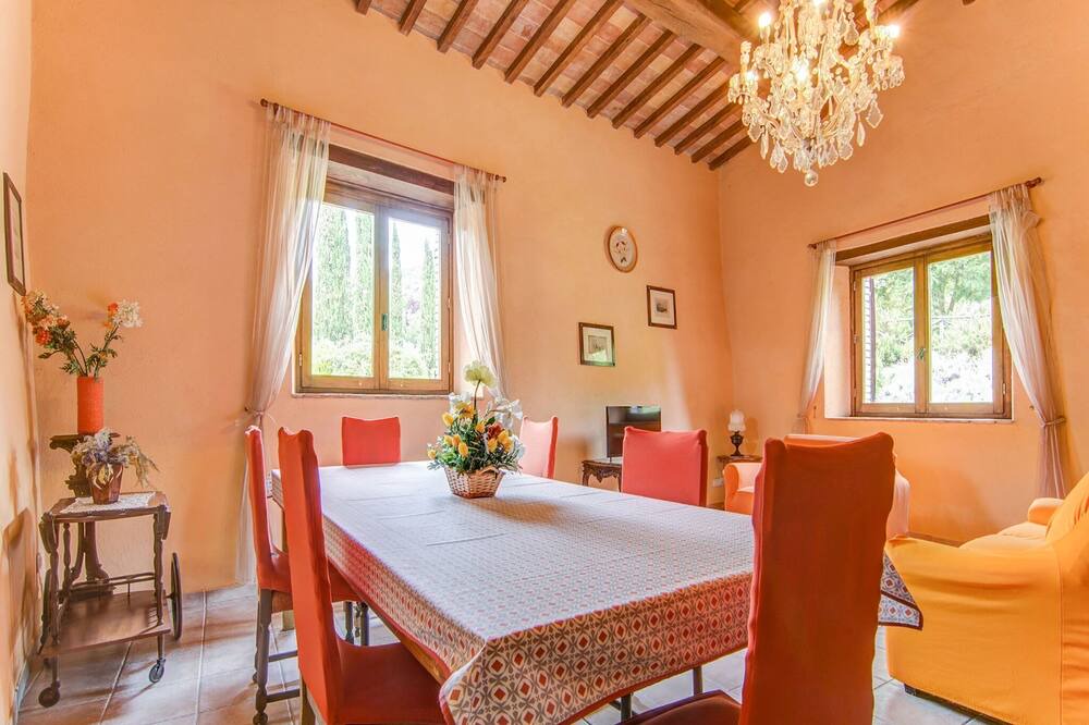 Photo of Livingroom in Massa Martana