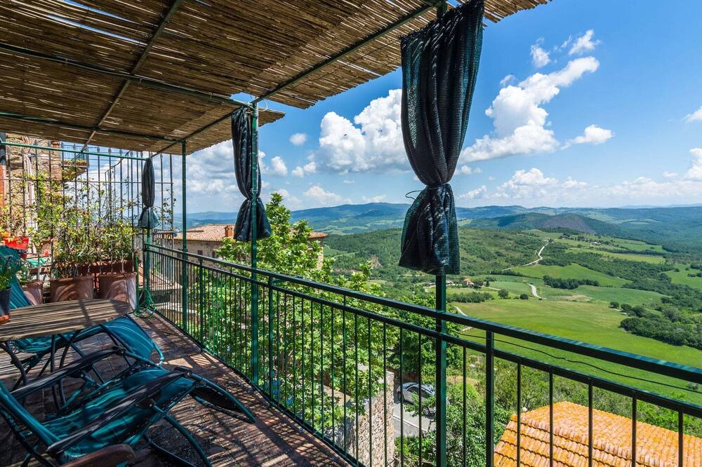 Photo of Patio Balcony in Montecastelli