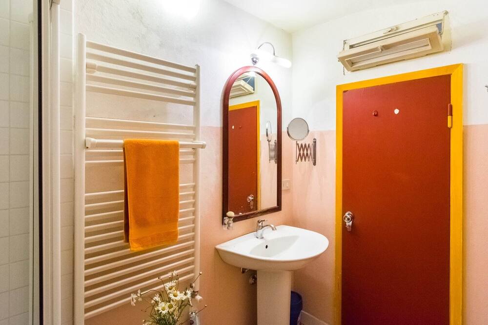 Photo of Bathroom in Montecastelli