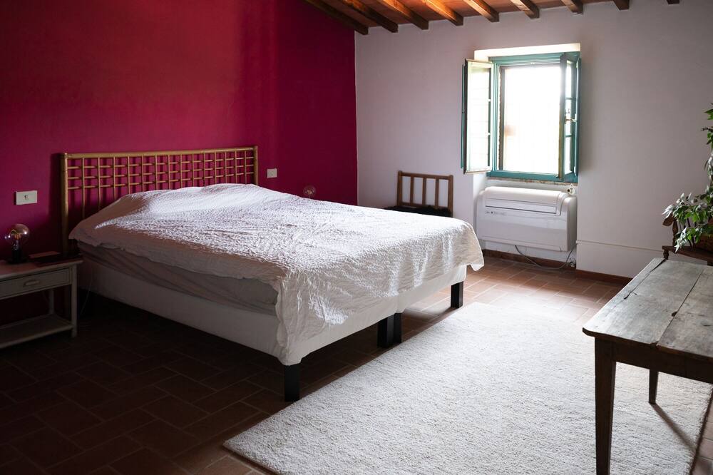 Photo of Bedroom in Montecatini Val di Cecina