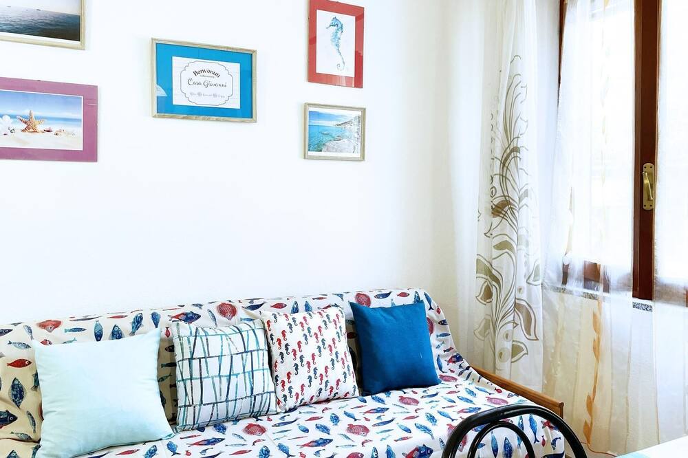 Photo of Livingroom in Pomonte