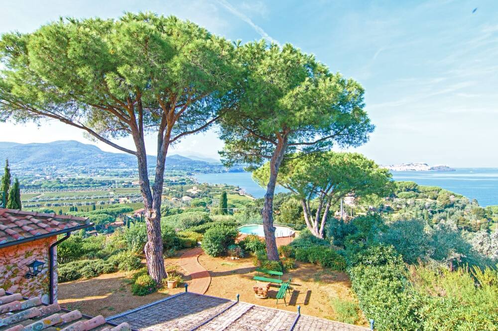 Photo of Outdoor in Magazzini