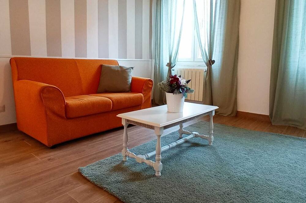 Photo of Livingroom in Grotte Santo Stefano