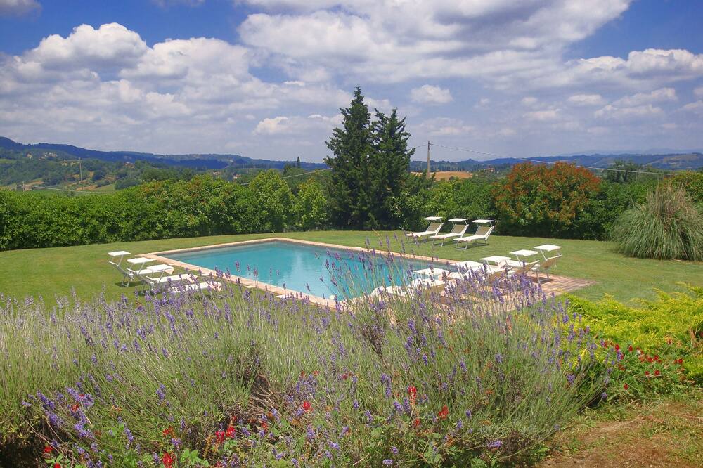 Photo of Outdoor in Cetona