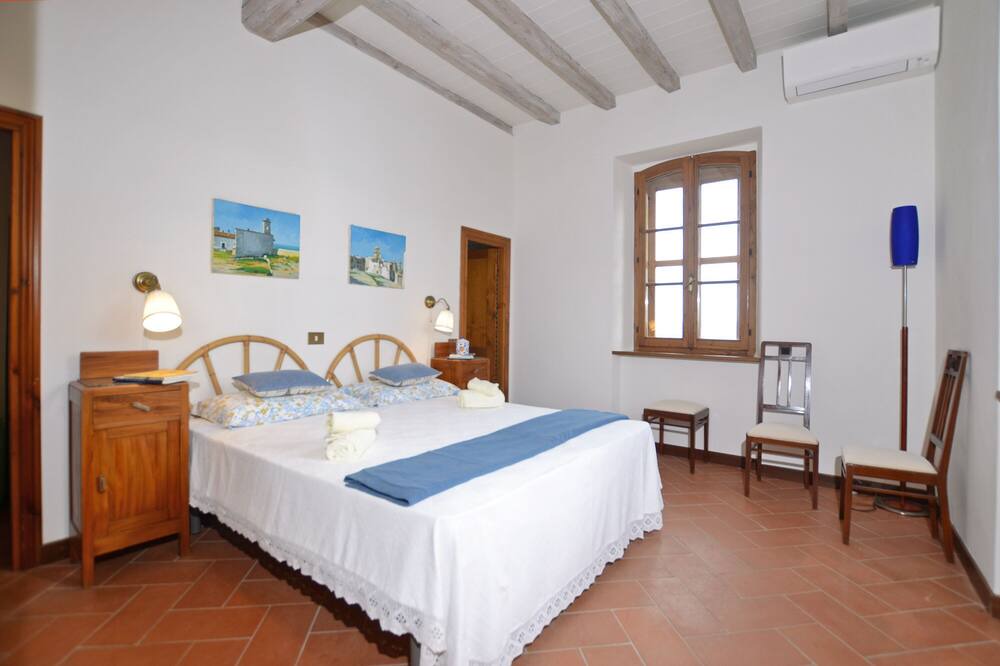 Photo of Others in Cetona