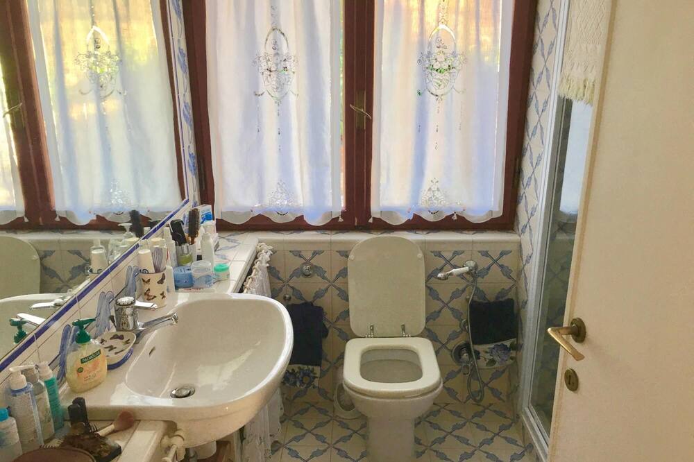 Photo of Bathroom in Porto Ercole