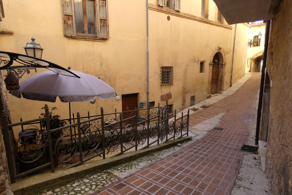 Photo of Patio Balcony in Cesi