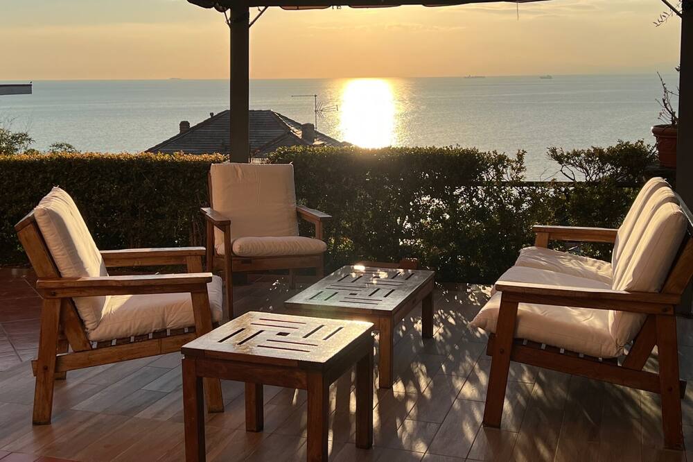Photo of Outdoor in Recco
