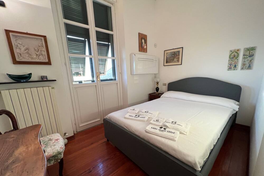 Photo of Bedroom in Recco