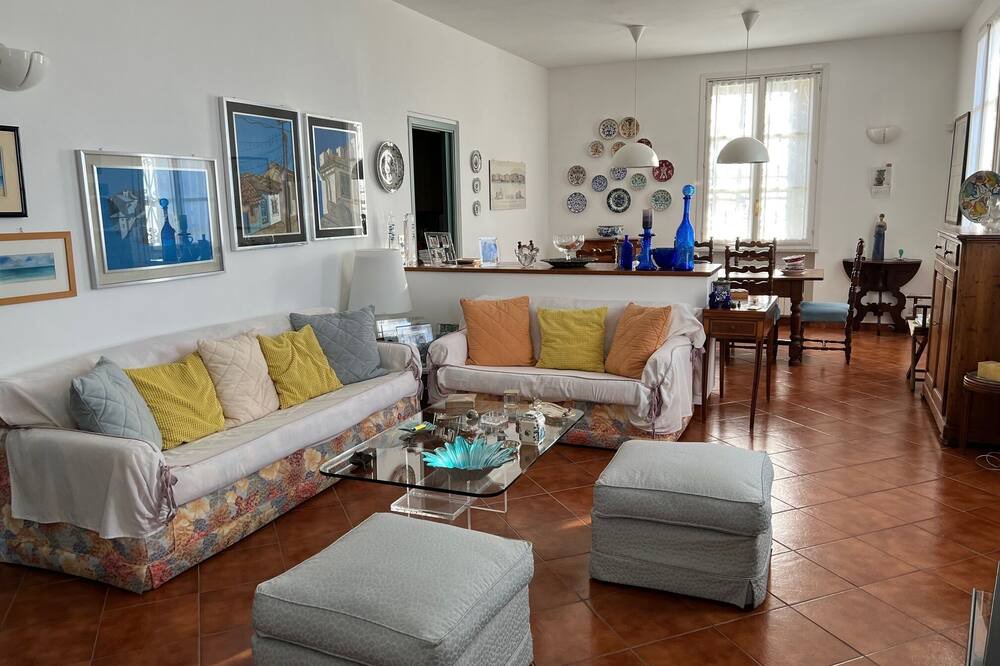 Photo of Livingroom in Recco