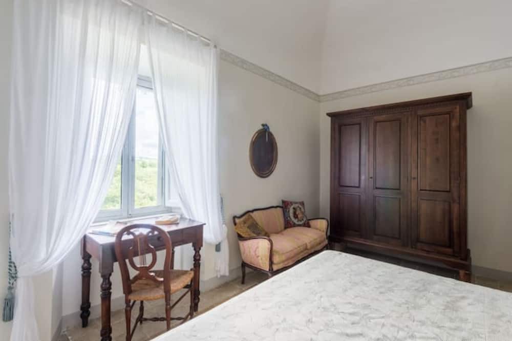 Photo of Bedroom in Farnese