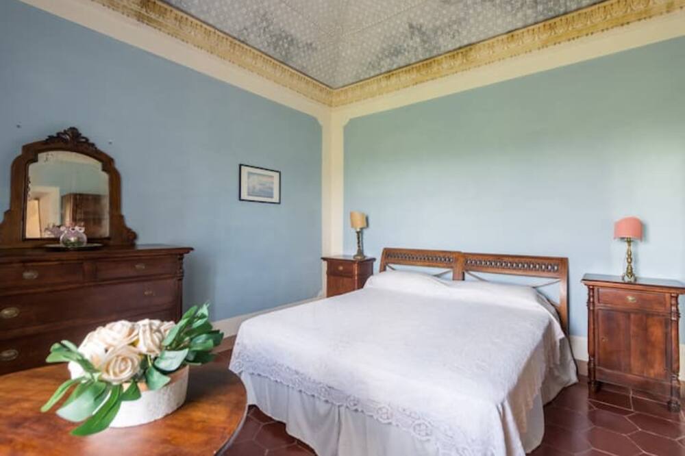 Photo of Bedroom in Farnese