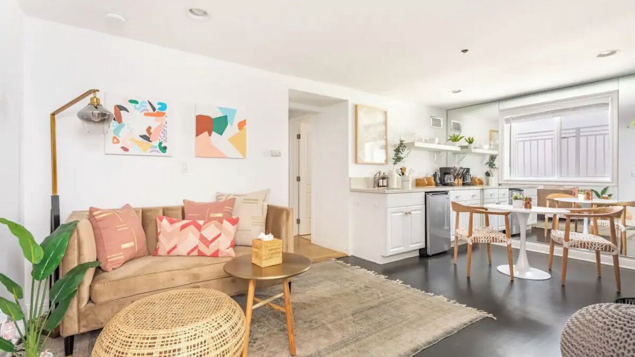 Photo of Livingroom in The Strand