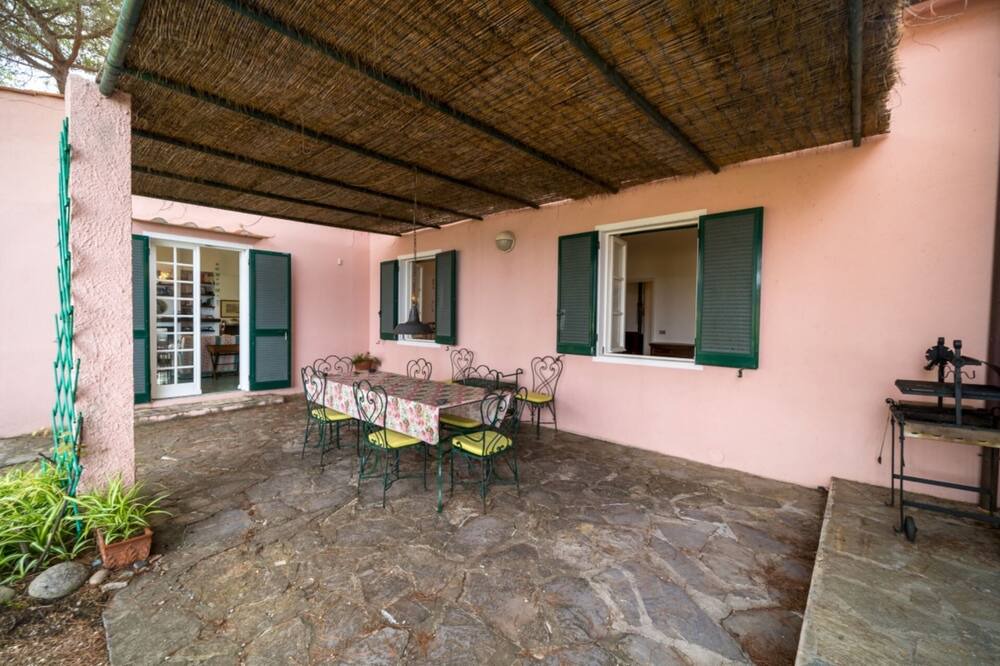 Photo of Outdoor in Procchio