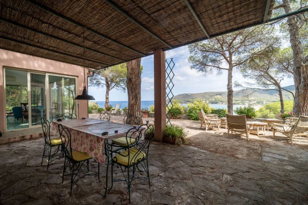 Photo of Outdoor in Procchio