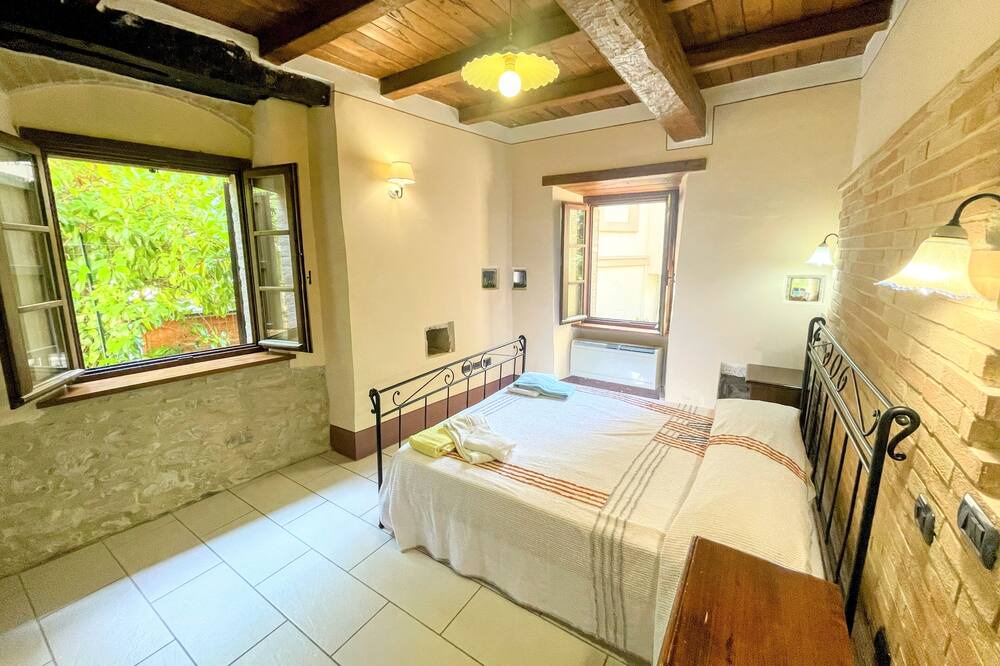Photo of Bedroom in Spoleto