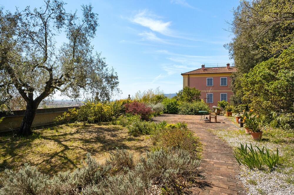 Photo of Outdoor in Castelnuovo Magra