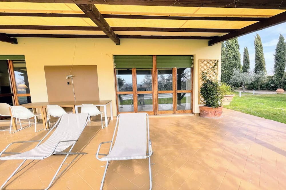 Photo of Patio Balcony in Pietrauta