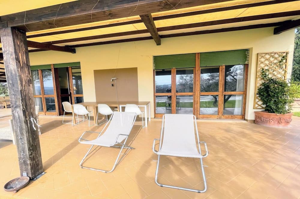 Photo of Patio Balcony in Pietrauta