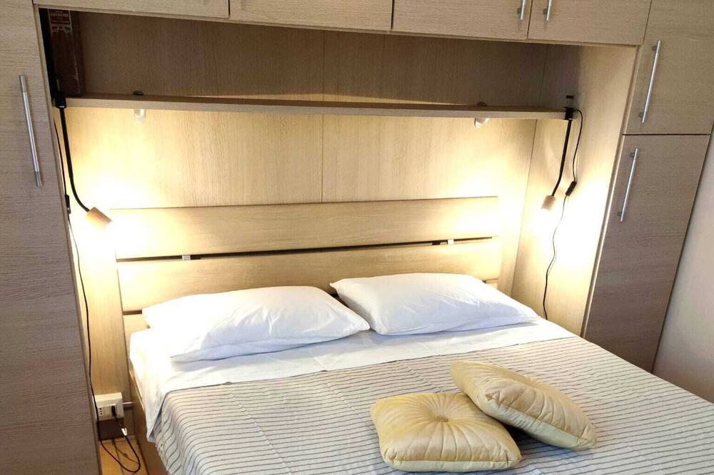 Photo of Bedroom in Nettuno