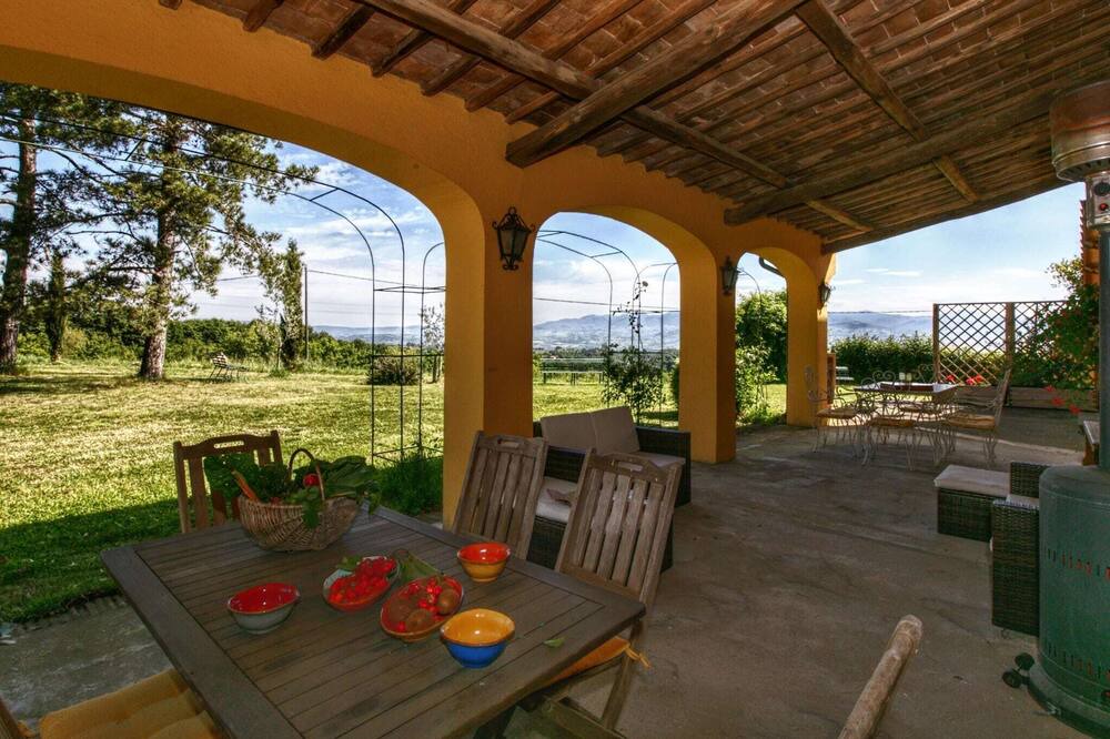 Photo of Patio Balcony in Graffignano