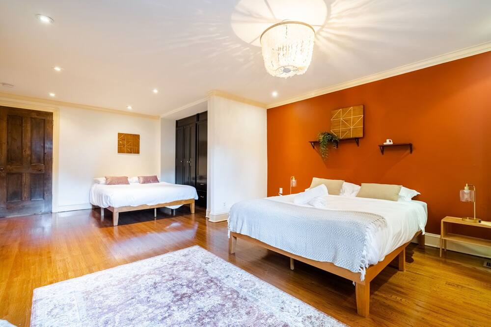 Photo of Bedroom in Studio City