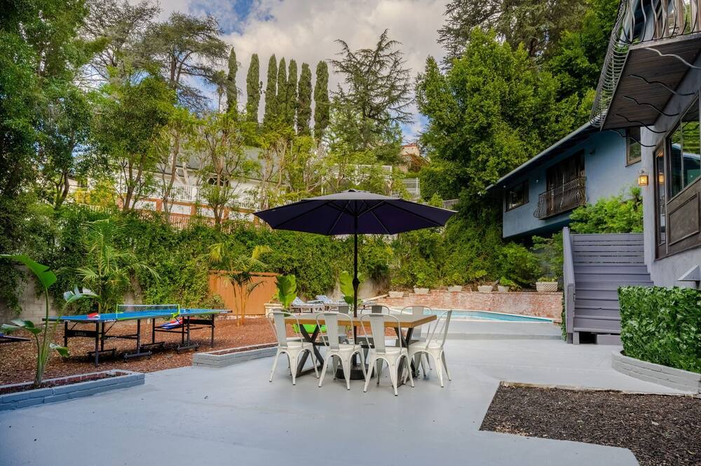Photo of Outdoor in Studio City