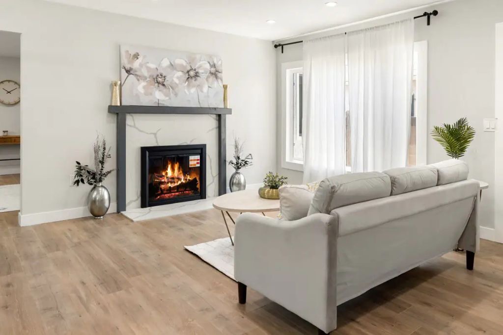 Photo of Livingroom in Paramount