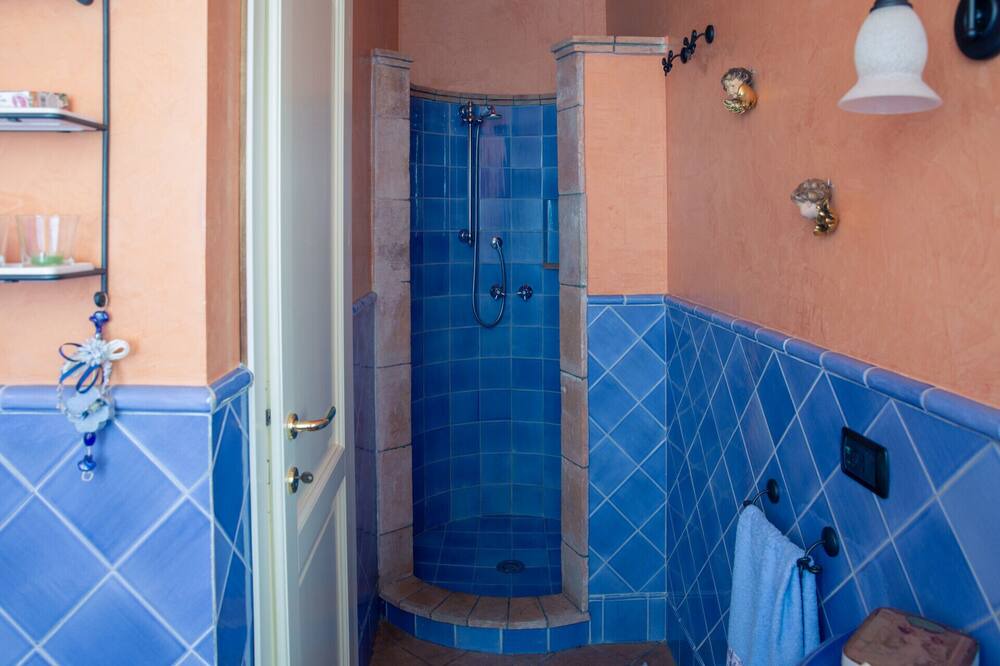 Photo of Bathroom in Pignone