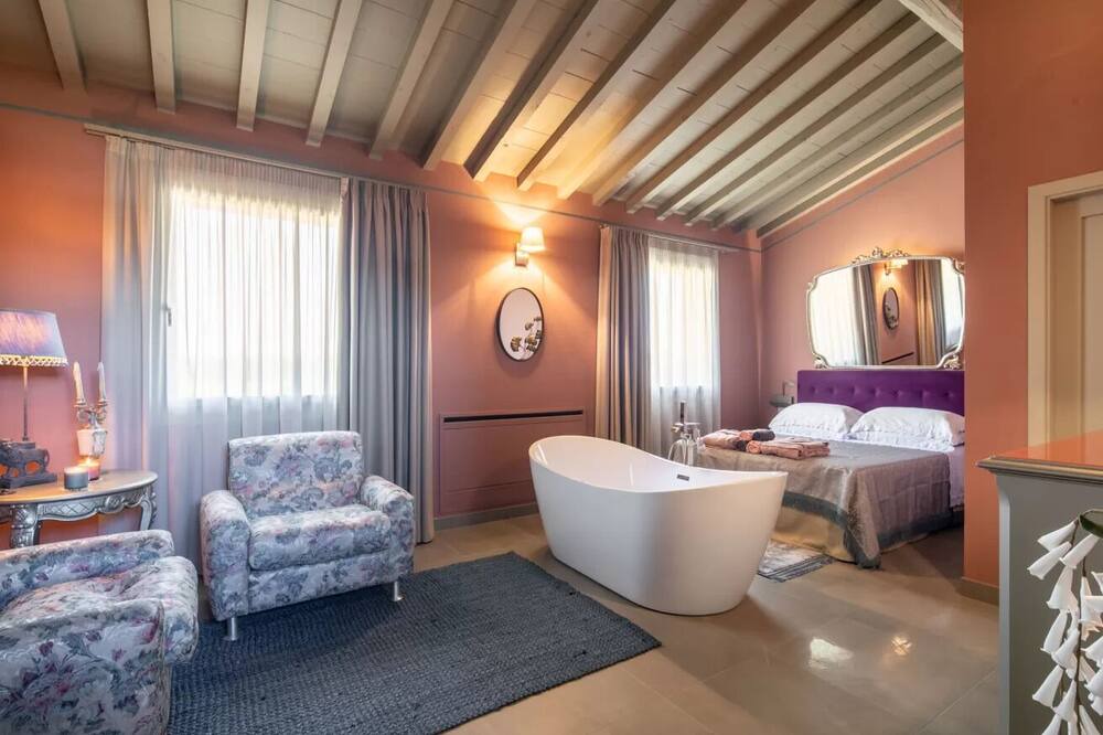 Photo of Bedroom in Pietraia