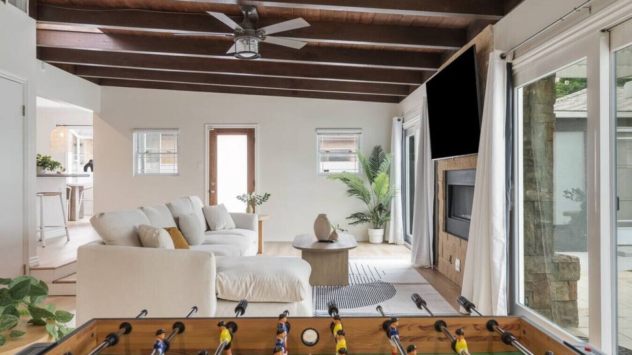Photo of Bedroom in Bixby Knolls