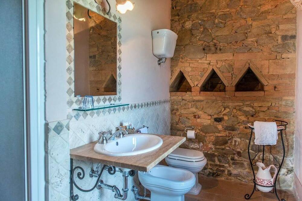 Photo of Bathroom in Teverina di Cortona