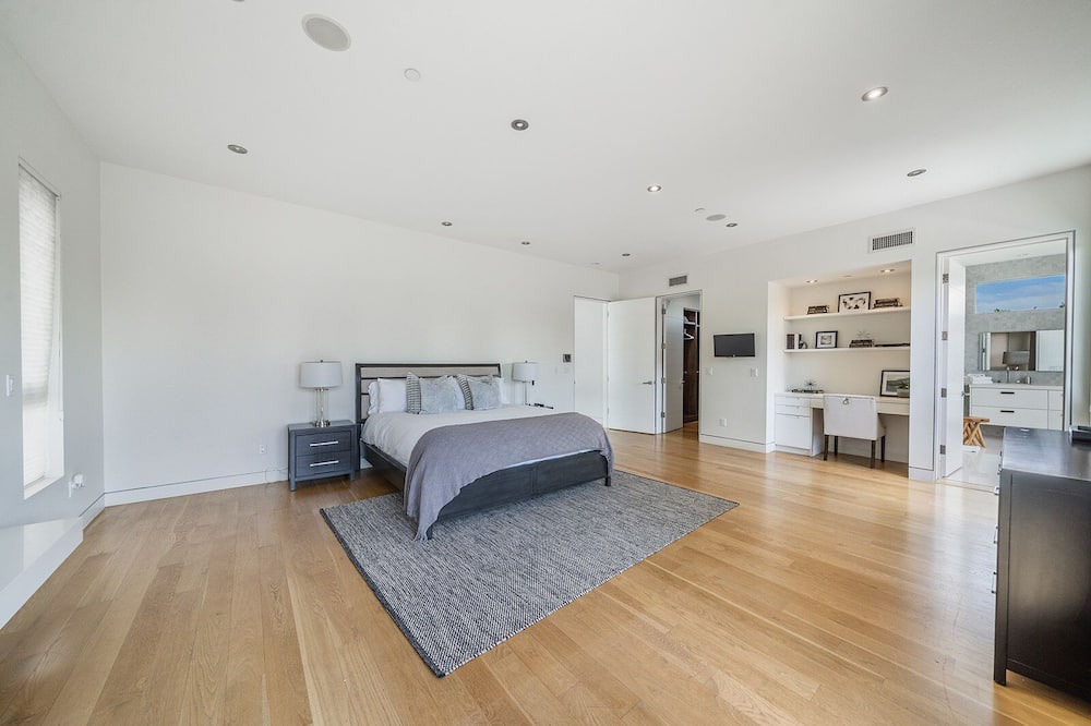 Photo of Bedroom in Carthay Circle