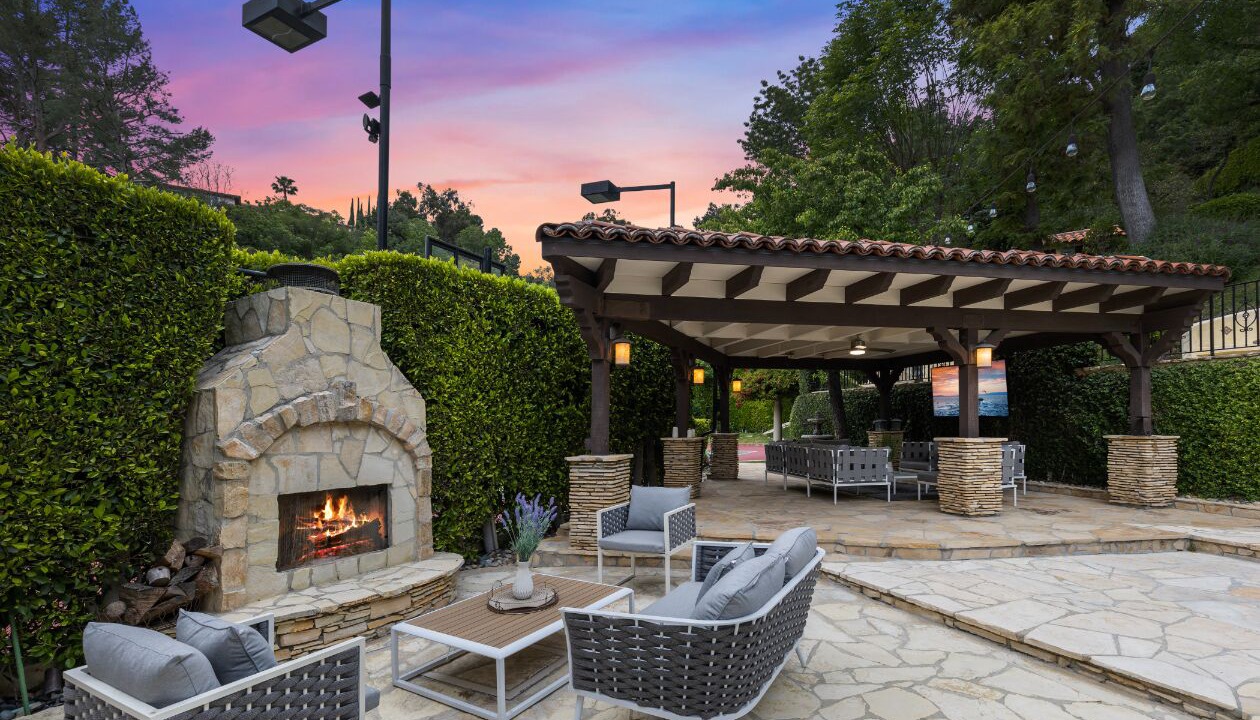 Photo of Patio Balcony in Beverly Hills