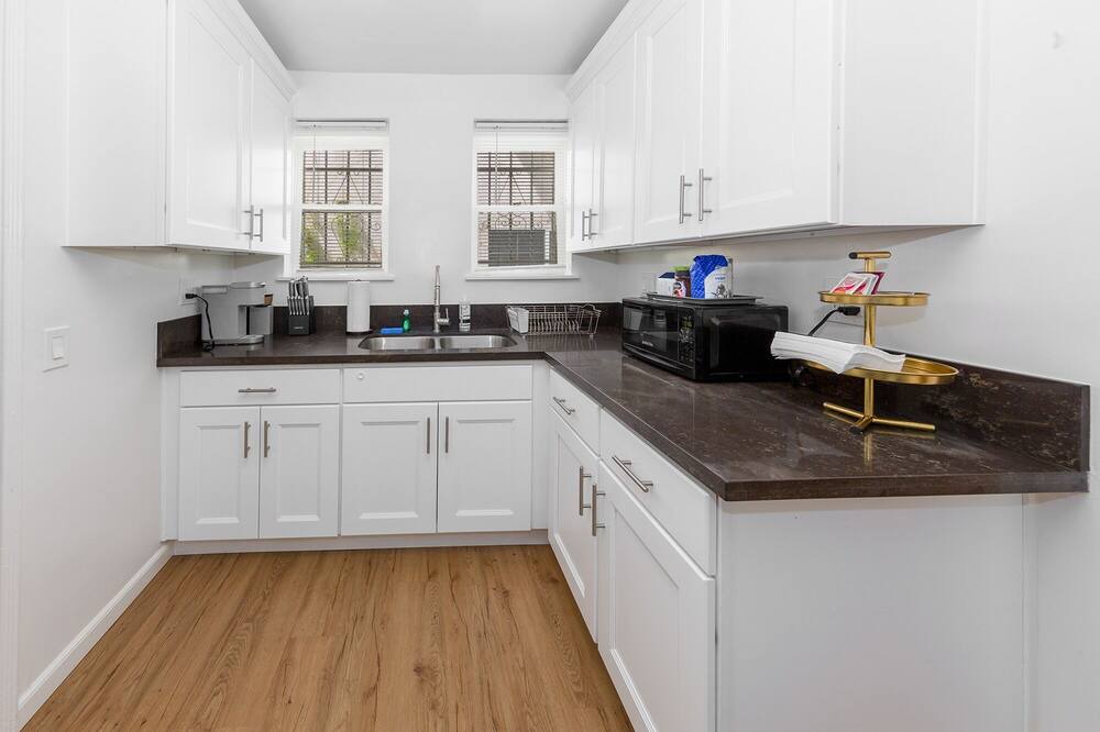 Photo of Kitchen in Carthay Circle