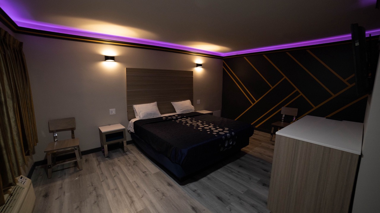 Photo of Bedroom in Bellflower