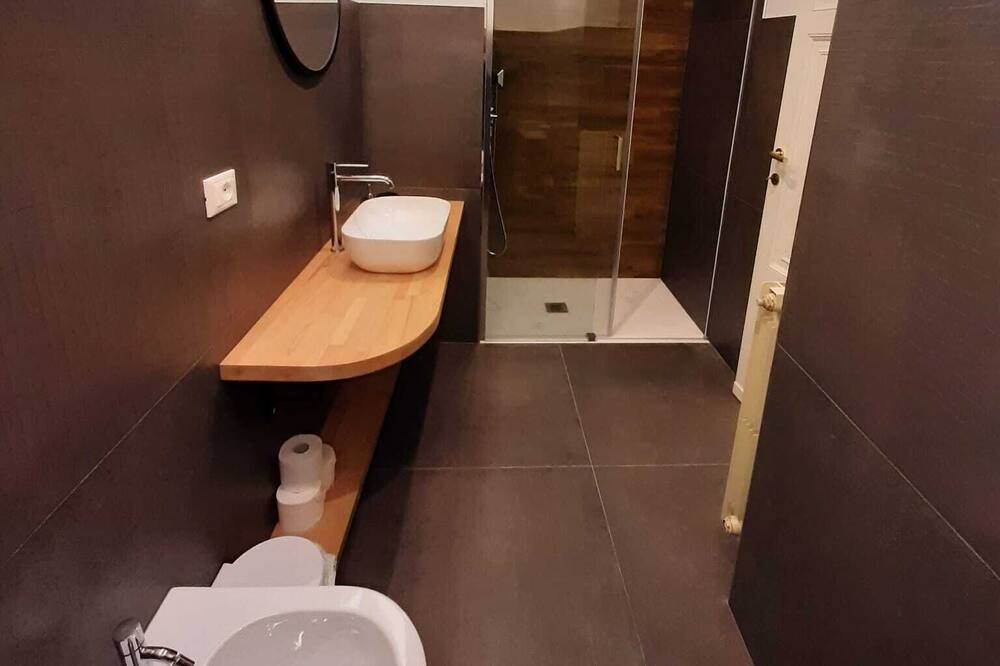 Photo of Bathroom in Poggi