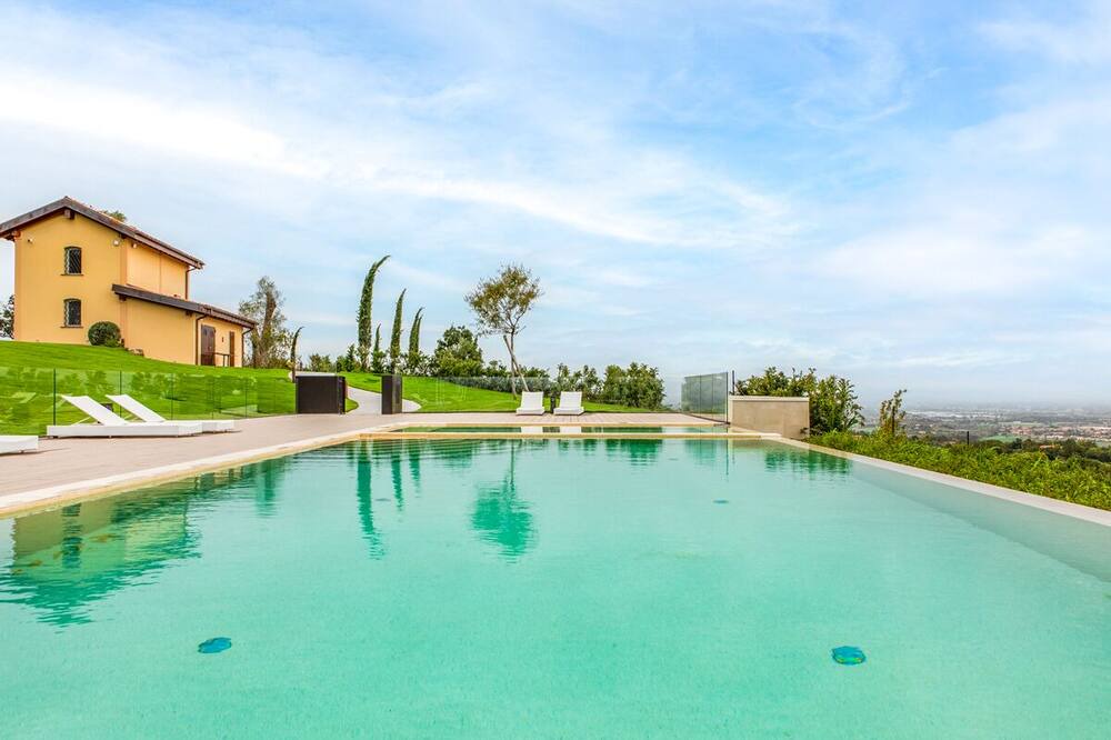 Photo of Outdoor in Castel San Pietro Terme