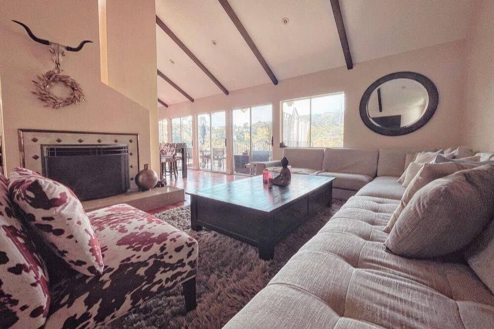 Photo of Bedroom in Hollywood Hills